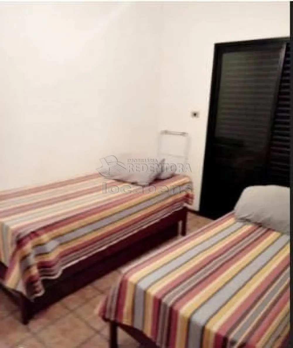 Comprar Apartamento / Padrão em Guarujá R$ 450.000,00 - Foto 4