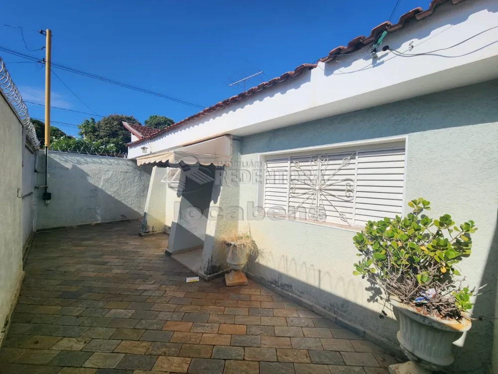 Alugar Casa / Padrão em São José do Rio Preto apenas R$ 2.300,00 - Foto 1