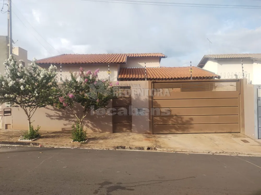 Comprar Casa / Padrão em São José do Rio Preto R$ 235.000,00 - Foto 1