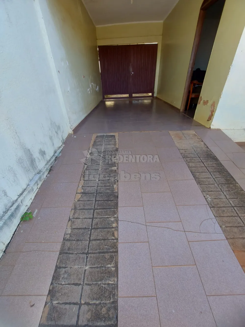 Comprar Casa / Padrão em São José do Rio Preto R$ 165.000,00 - Foto 2
