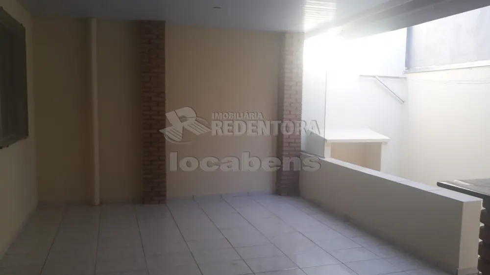 Alugar Casa / Condomínio em São José do Rio Preto R$ 1.250,00 - Foto 5