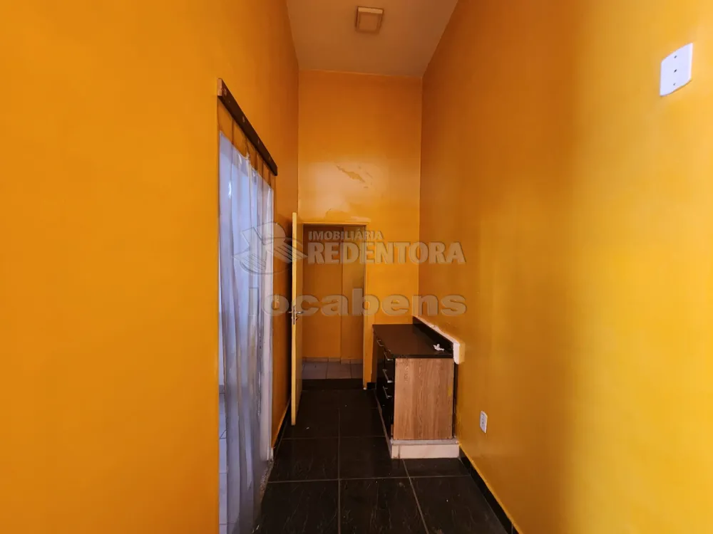 Alugar Comercial / Salão em São José do Rio Preto R$ 1.300,00 - Foto 3