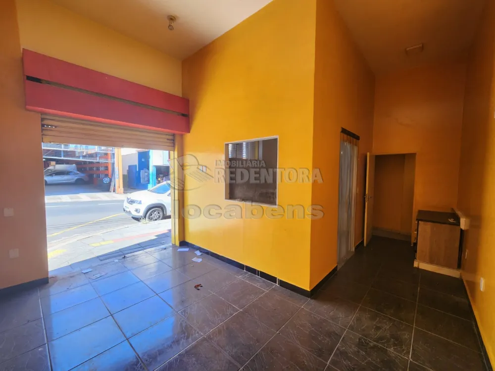 Alugar Comercial / Salão em São José do Rio Preto apenas R$ 1.300,00 - Foto 2