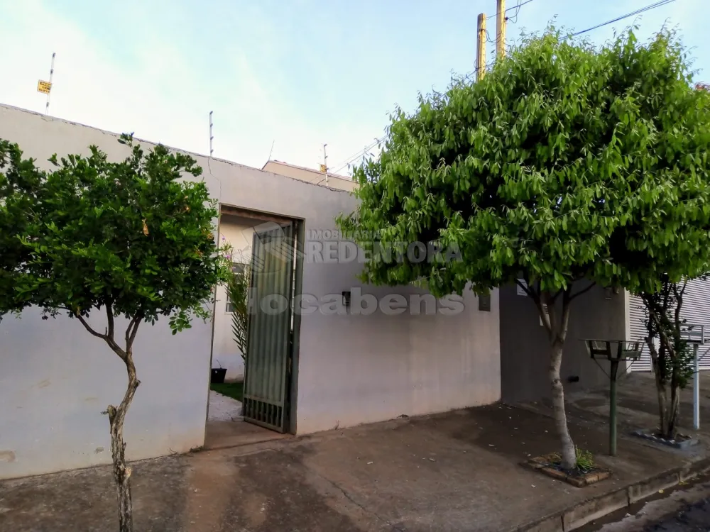 Comprar Casa / Padrão em São José do Rio Preto R$ 250.000,00 - Foto 1