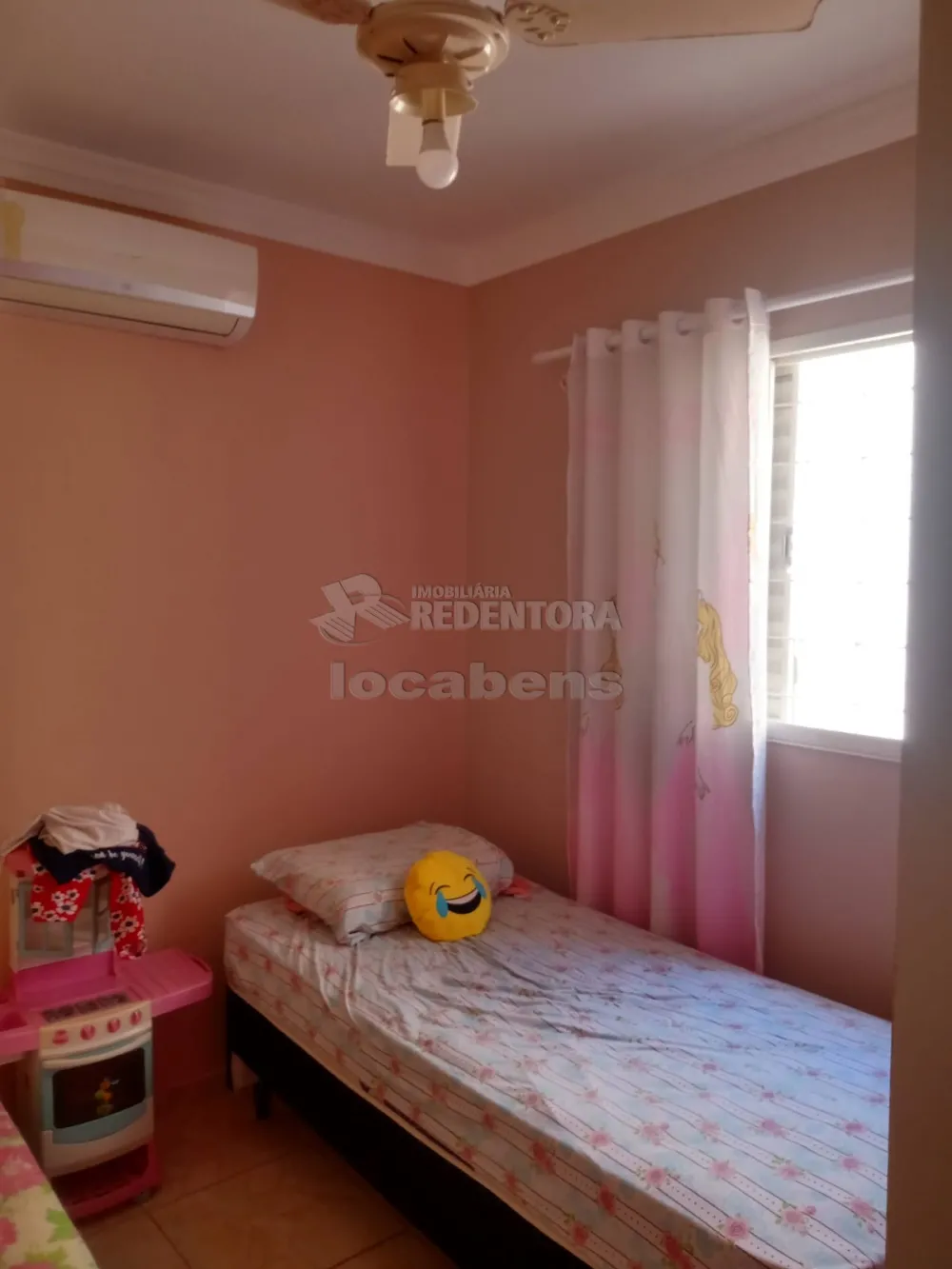 Alugar Casa / Padrão em São José do Rio Preto R$ 1.200,00 - Foto 8