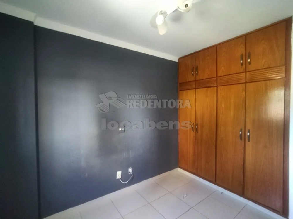 Comprar Apartamento / Padrão em São José do Rio Preto R$ 295.000,00 - Foto 11