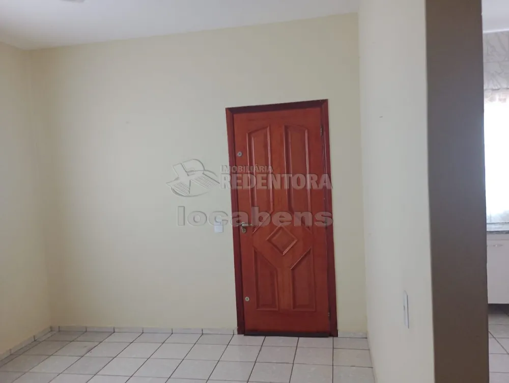 Comprar Casa / Padrão em São José do Rio Preto R$ 230.000,00 - Foto 13