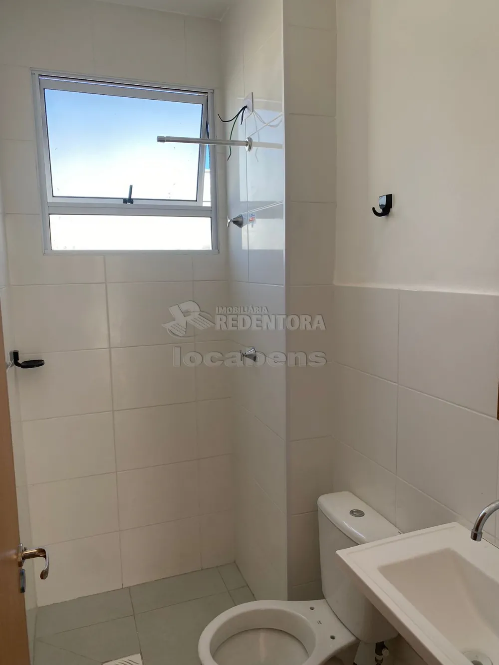 Alugar Apartamento / Padrão em São José do Rio Preto R$ 1.150,00 - Foto 7