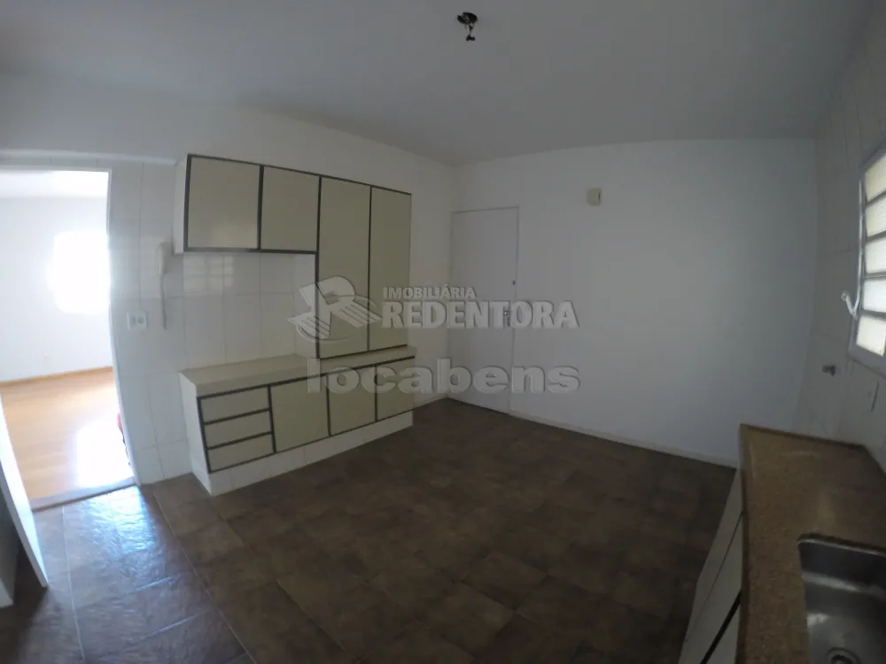 Alugar Apartamento / Padrão em São José do Rio Preto R$ 1.500,00 - Foto 12