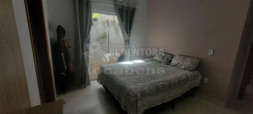 Alugar Casa / Padrão em São José do Rio Preto R$ 1.600,00 - Foto 11