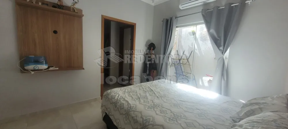 Alugar Casa / Padrão em São José do Rio Preto R$ 1.600,00 - Foto 13