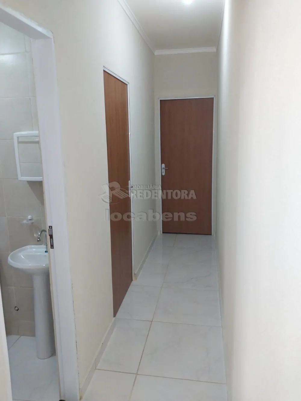 Comprar Casa / Padrão em São José do Rio Preto R$ 265.000,00 - Foto 3