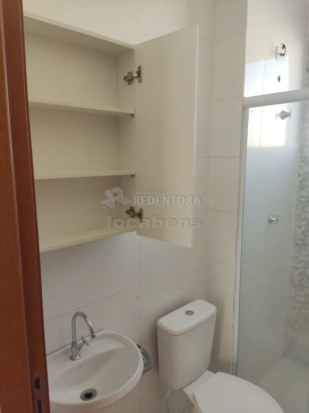 Alugar Apartamento / Padrão em São José do Rio Preto R$ 850,00 - Foto 9