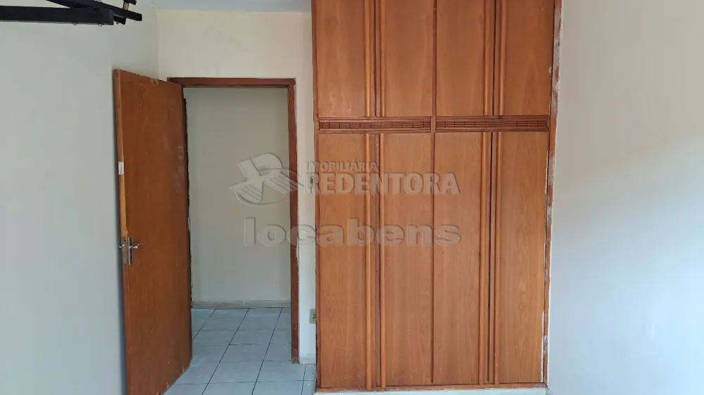 Comprar Apartamento / Padrão em São José do Rio Preto R$ 280.000,00 - Foto 4