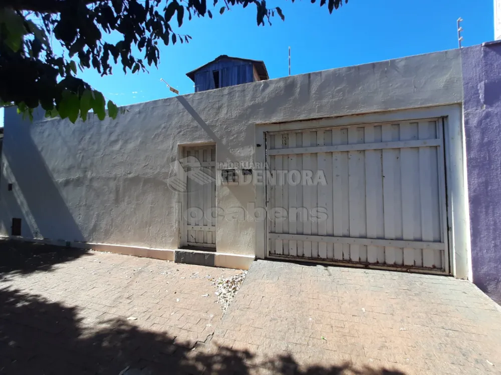 Alugar Casa / Padrão em São José do Rio Preto R$ 4.000,00 - Foto 1