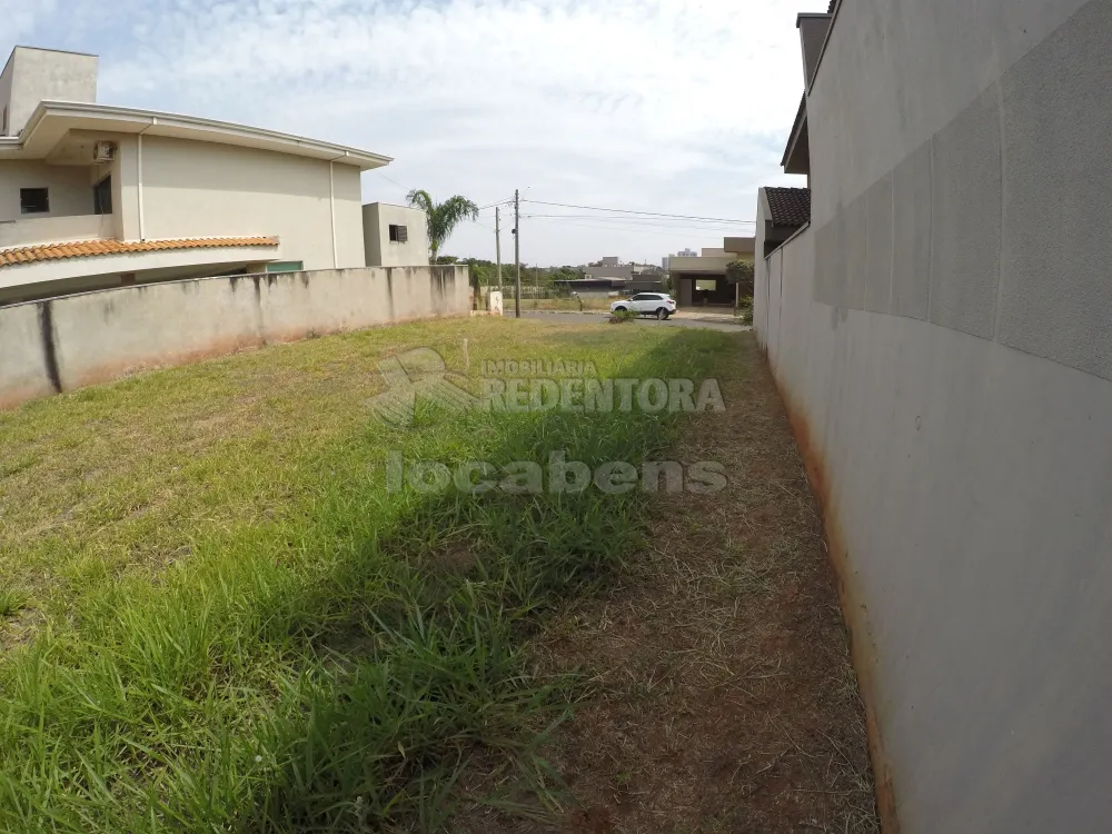 Comprar Terreno / Condomínio em São José do Rio Preto R$ 400.000,00 - Foto 1