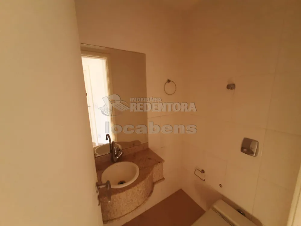 Alugar Apartamento / Padrão em São José do Rio Preto R$ 3.000,00 - Foto 2