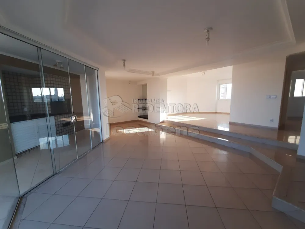 Alugar Apartamento / Padrão em São José do Rio Preto R$ 3.000,00 - Foto 3