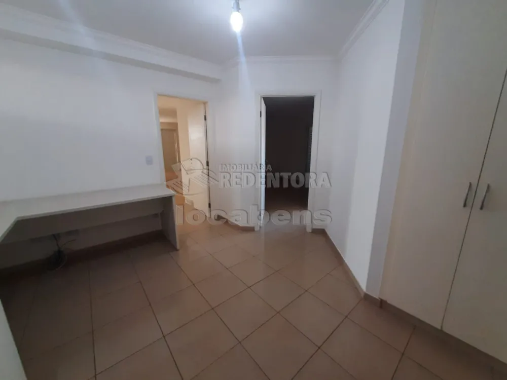 Alugar Apartamento / Padrão em São José do Rio Preto R$ 3.000,00 - Foto 15