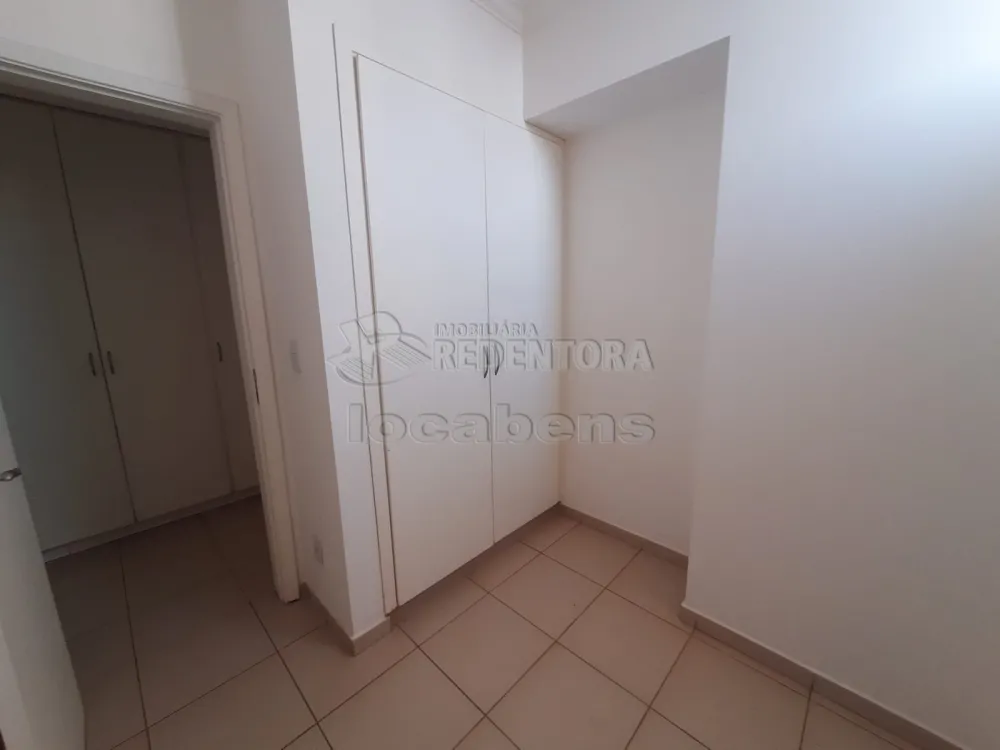 Alugar Apartamento / Padrão em São José do Rio Preto R$ 3.000,00 - Foto 32