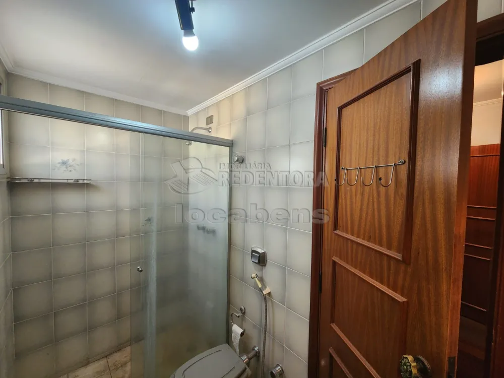 Alugar Apartamento / Padrão em São José do Rio Preto R$ 1.600,00 - Foto 17