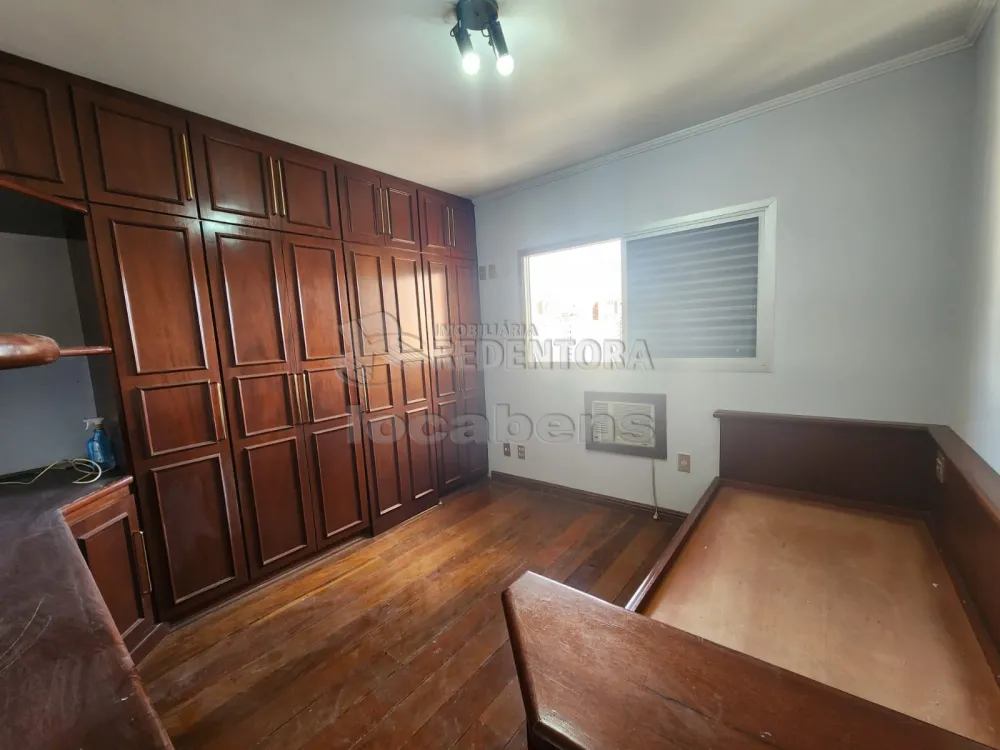 Alugar Apartamento / Padrão em São José do Rio Preto R$ 1.600,00 - Foto 12