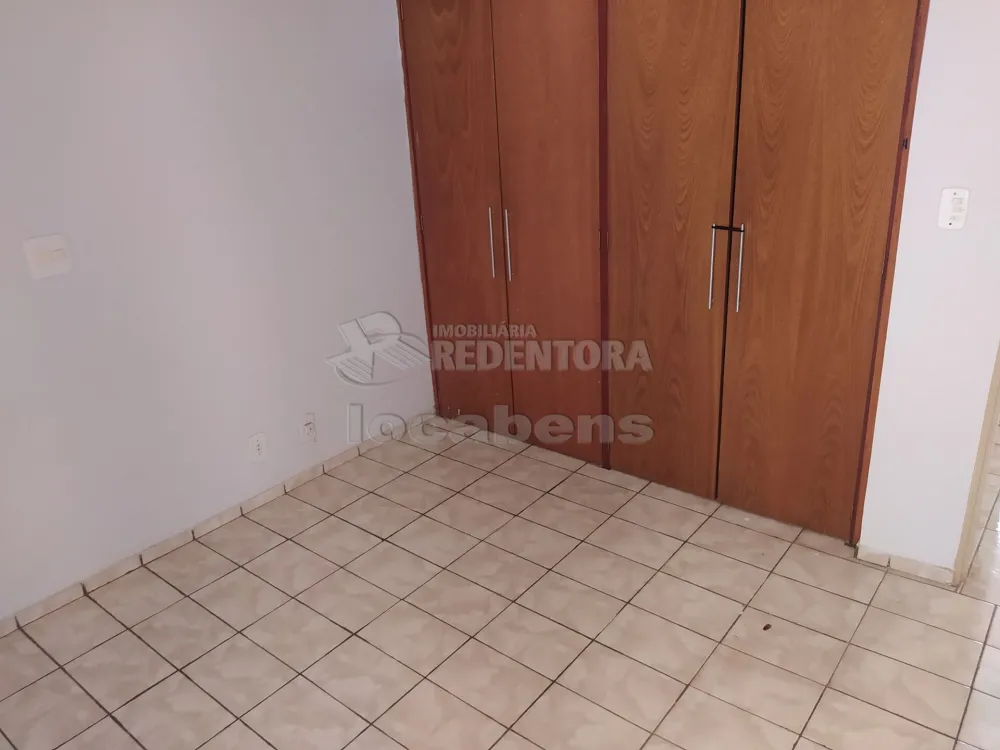 Comprar Apartamento / Padrão em São José do Rio Preto R$ 180.000,00 - Foto 11