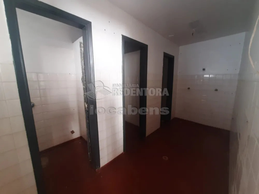 Alugar Comercial / Salão em São José do Rio Preto R$ 15.000,00 - Foto 12