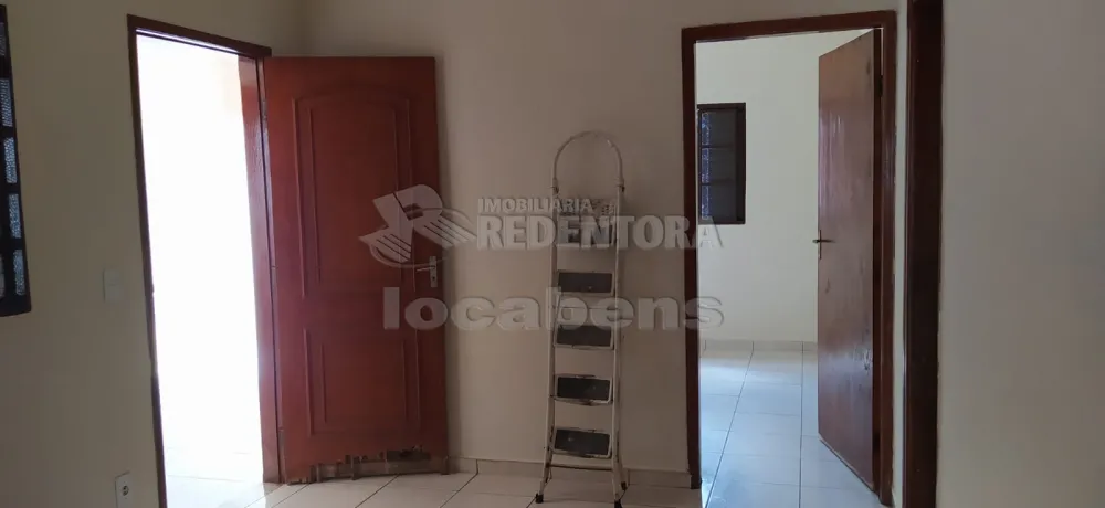 Alugar Casa / Padrão em São José do Rio Preto R$ 1.500,00 - Foto 11