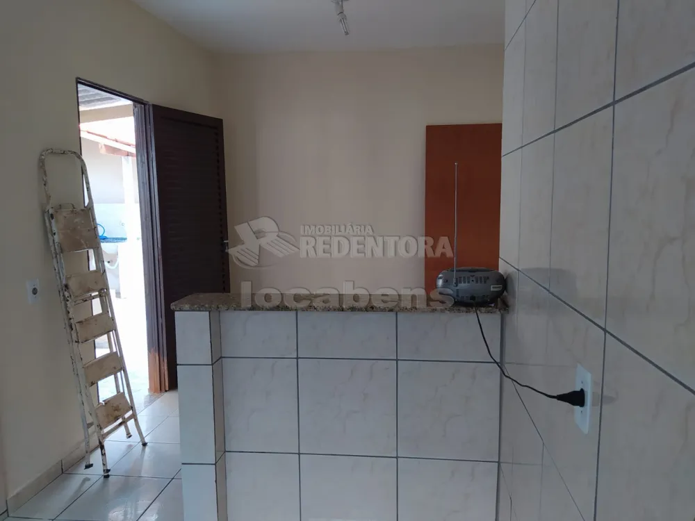 Alugar Casa / Padrão em São José do Rio Preto R$ 1.500,00 - Foto 14