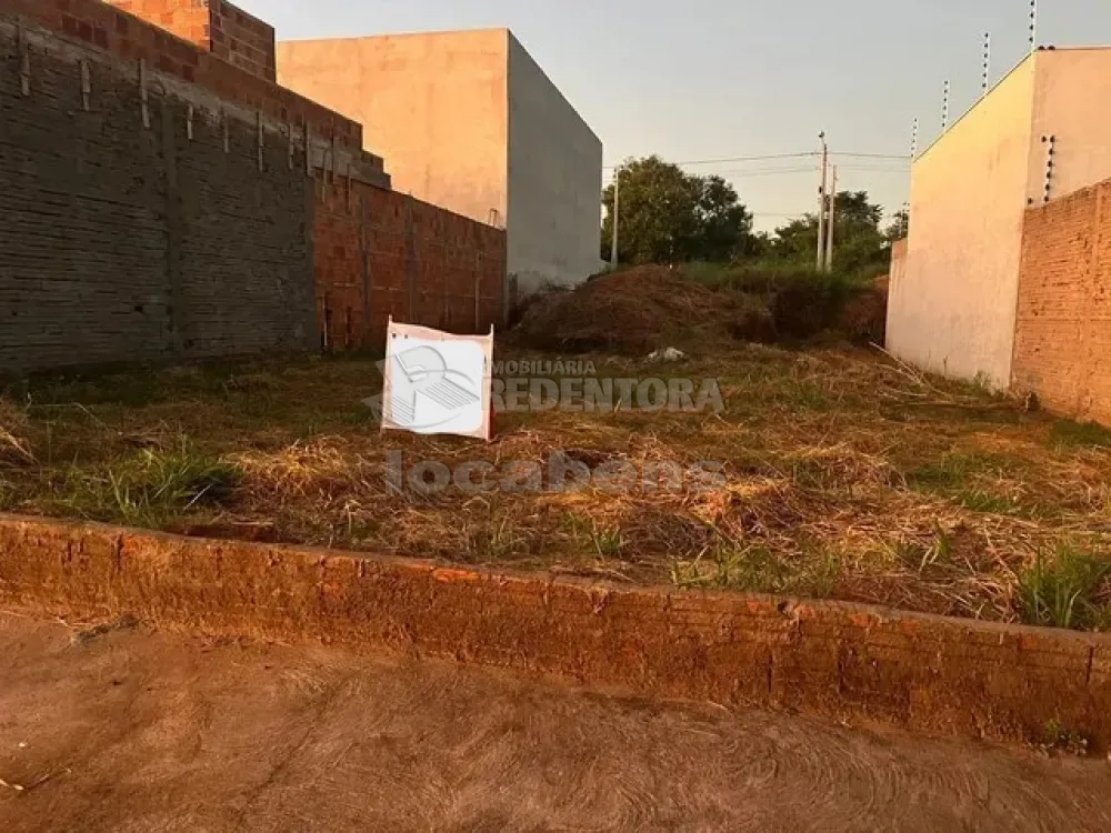Comprar Terreno / Padrão em São José do Rio Preto R$ 115.000,00 - Foto 1