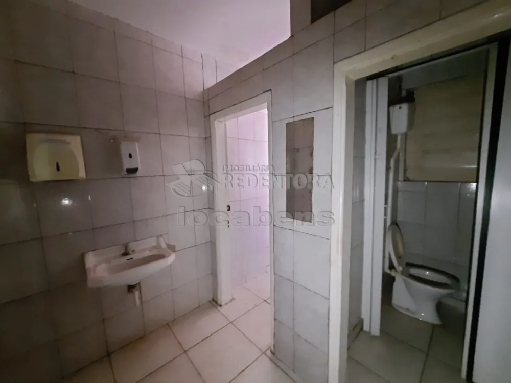 Alugar Comercial / Salão em São José do Rio Preto R$ 15.000,00 - Foto 12