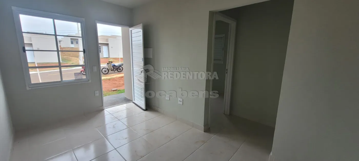 Alugar Casa / Condomínio em São José do Rio Preto R$ 800,00 - Foto 12