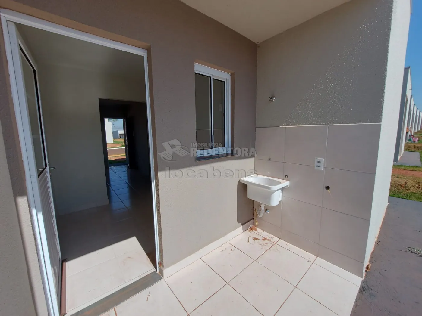 Alugar Casa / Condomínio em São José do Rio Preto R$ 800,00 - Foto 5