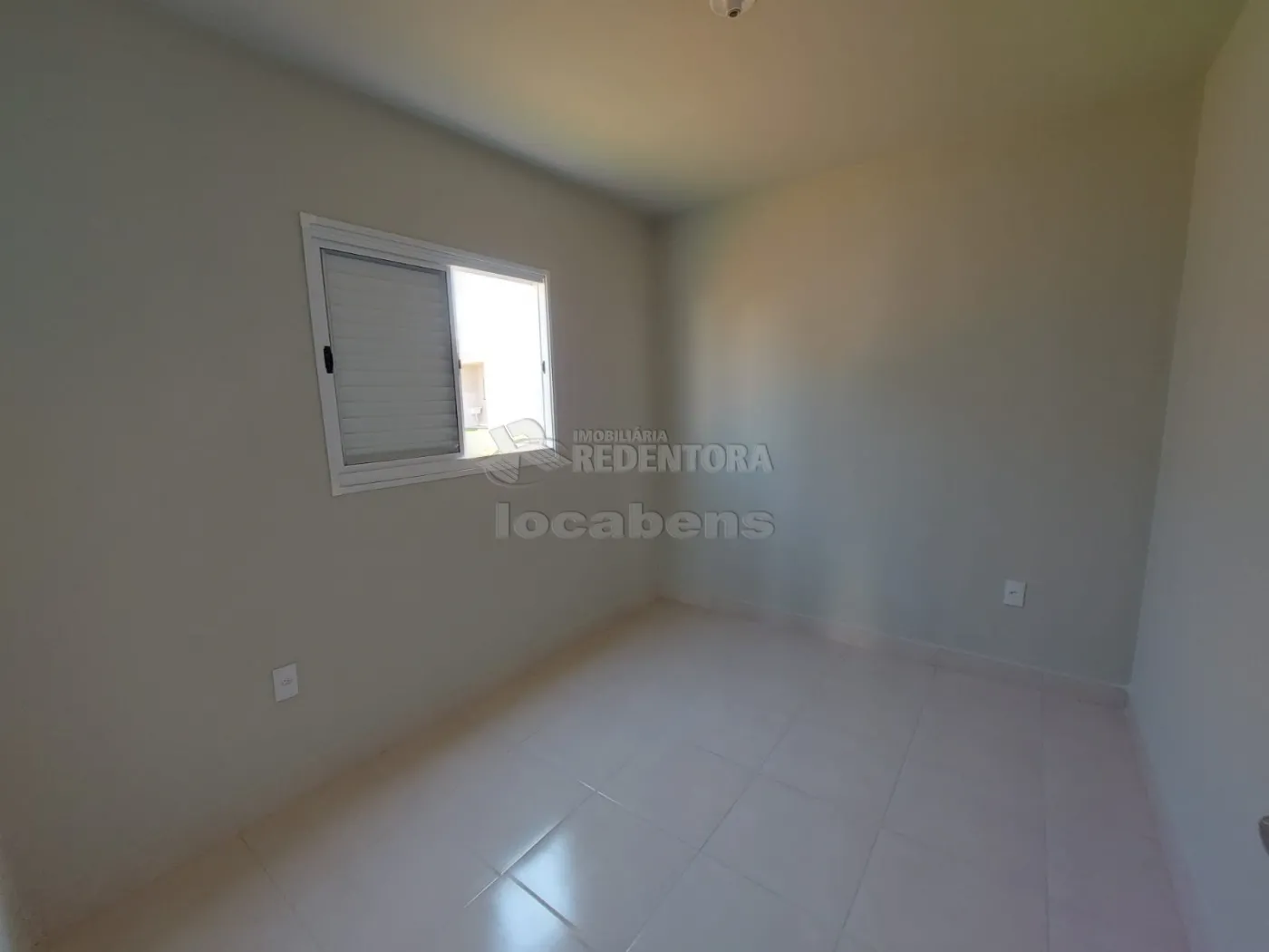 Alugar Casa / Condomínio em São José do Rio Preto R$ 800,00 - Foto 9