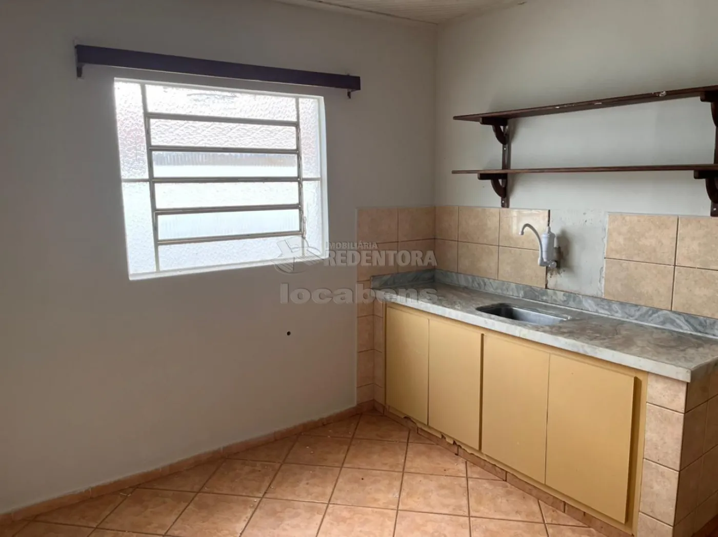 Alugar Casa / Padrão em São José do Rio Preto R$ 1.100,00 - Foto 9