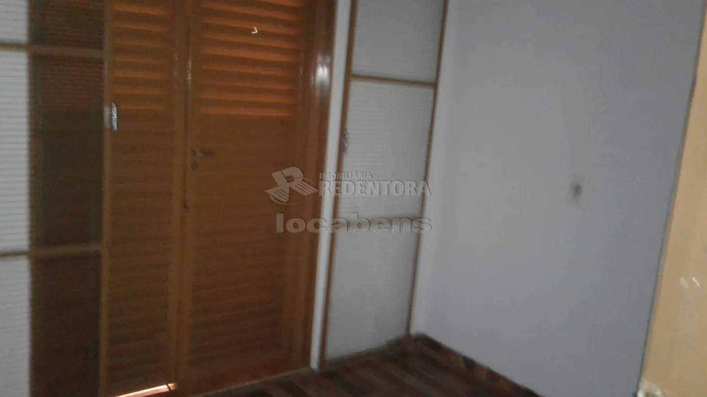 Alugar Casa / Padrão em São José do Rio Preto R$ 1.200,00 - Foto 10