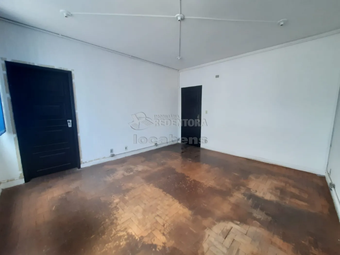 Alugar Comercial / Sala em São José do Rio Preto R$ 300,00 - Foto 1