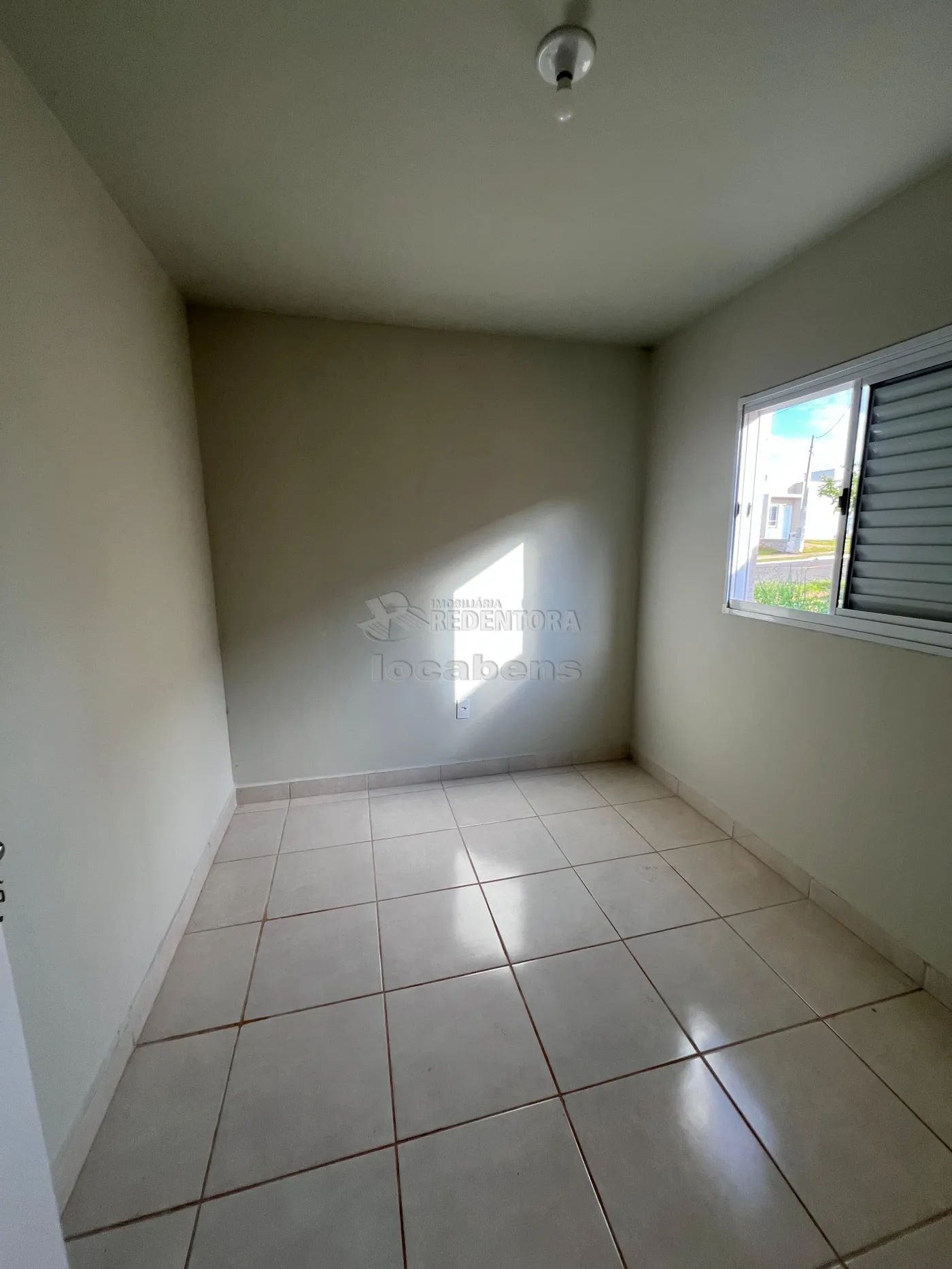 Casa de Condomínio para alugar com 2 quartos, 48m² - Foto 4
