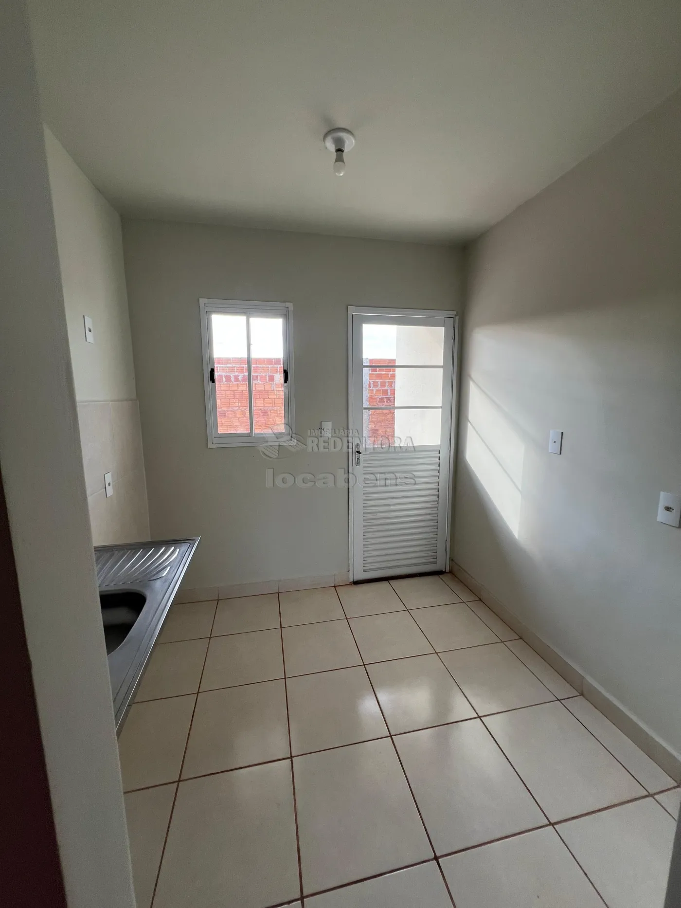 Casa de Condomínio para alugar com 2 quartos, 48m² - Foto 7