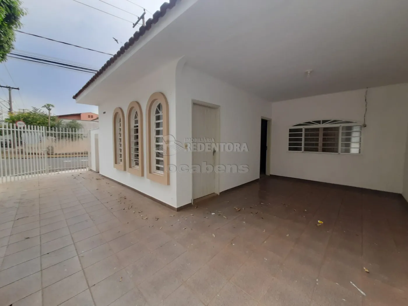 Alugar Casa / Padrão em São José do Rio Preto R$ 3.000,00 - Foto 3