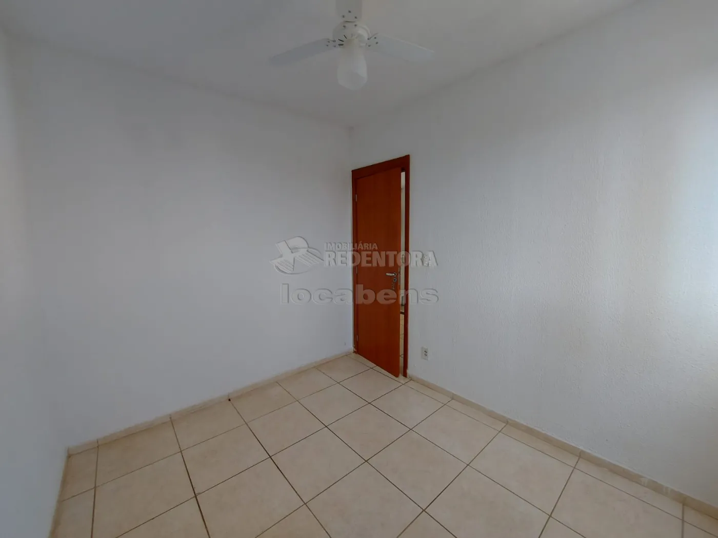 Alugar Apartamento / Padrão em São José do Rio Preto R$ 774,00 - Foto 9