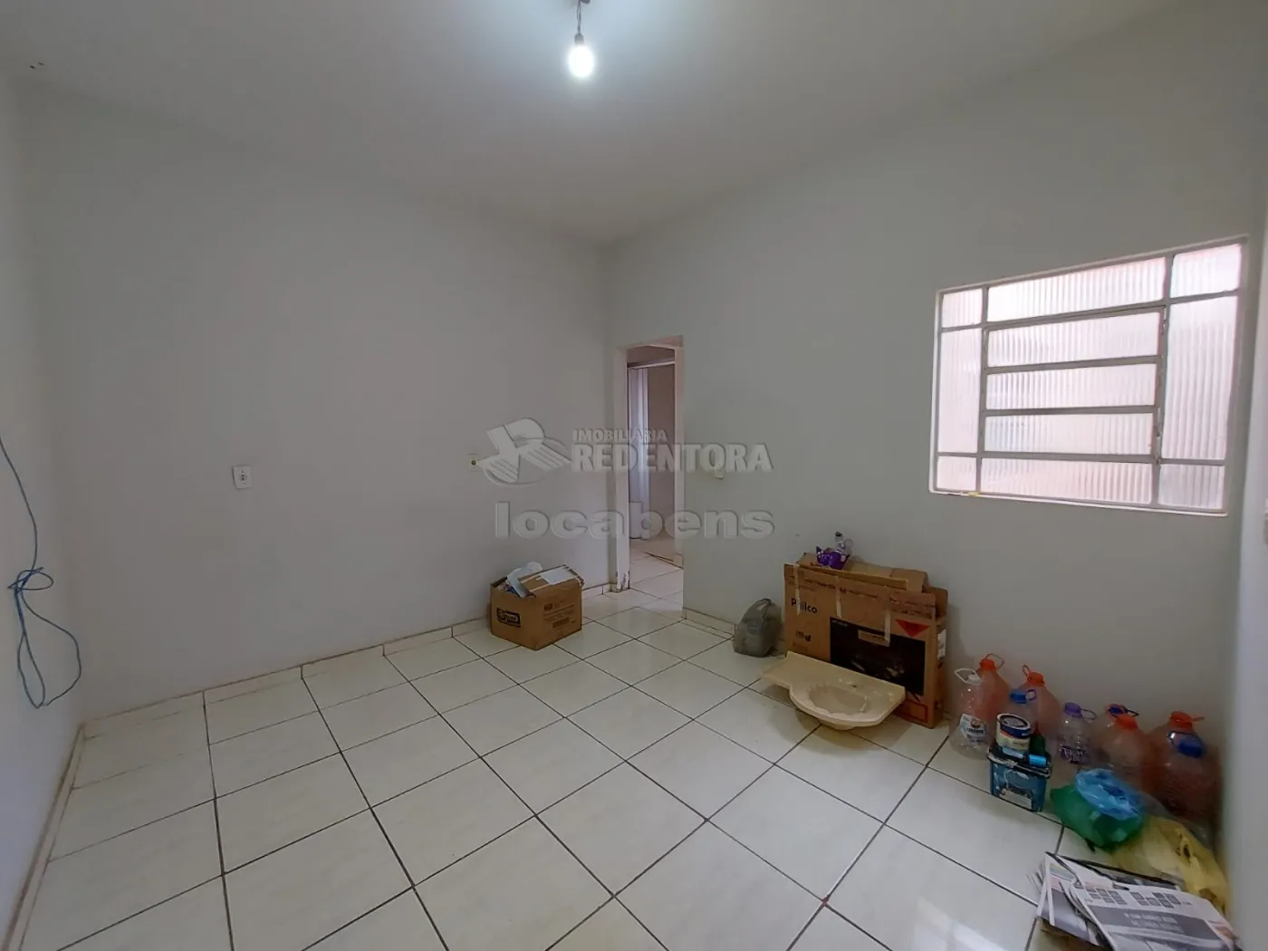 Alugar Casa / Padrão em São José do Rio Preto R$ 1.150,00 - Foto 7