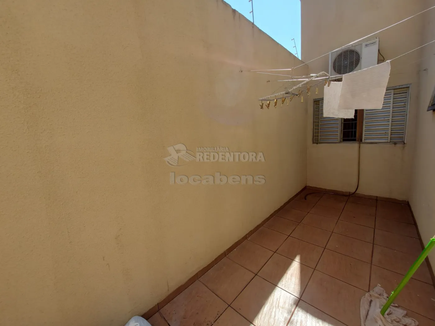 Comprar Casa / Padrão em São José do Rio Preto R$ 500.000,00 - Foto 6