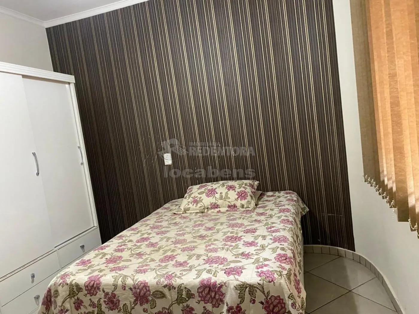 Alugar Casa / Padrão em São José do Rio Preto R$ 1.750,00 - Foto 4