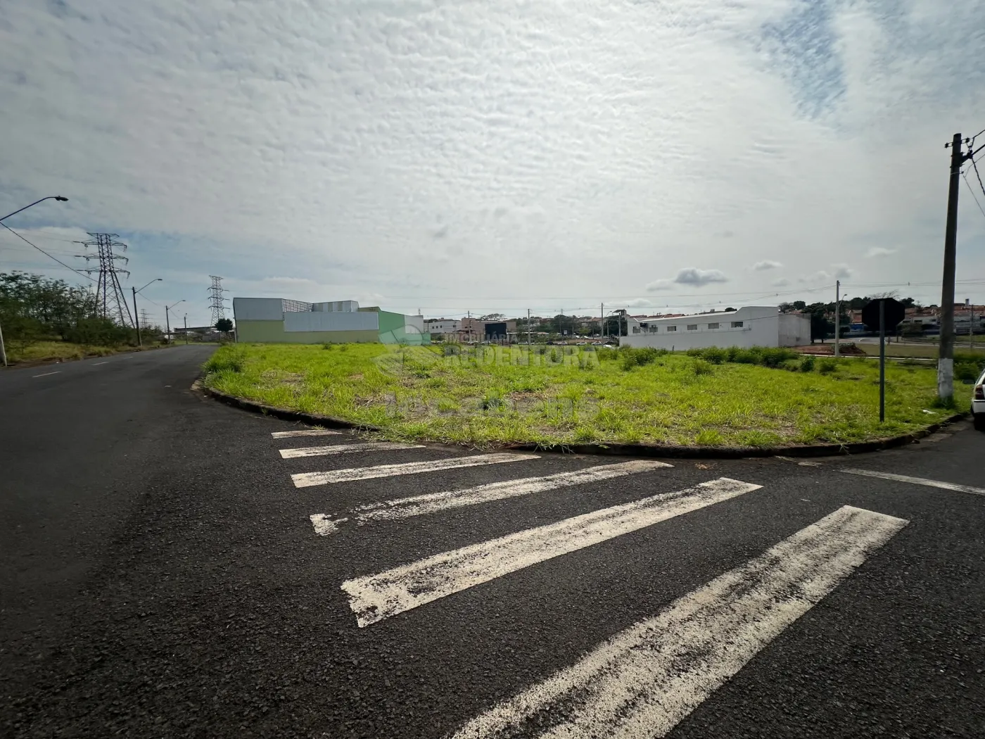 Comprar Terreno / Padrão em São José do Rio Preto - Foto 1