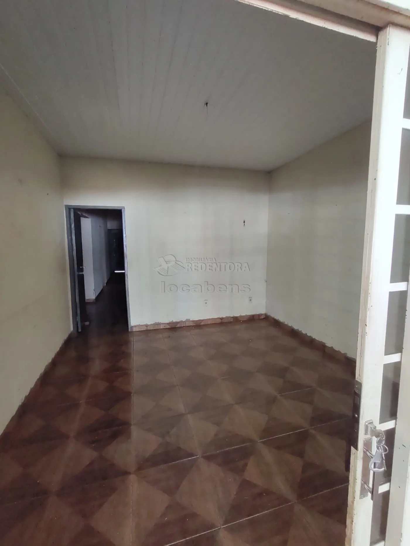 Comprar Casa / Padrão em São José do Rio Preto R$ 200.000,00 - Foto 4