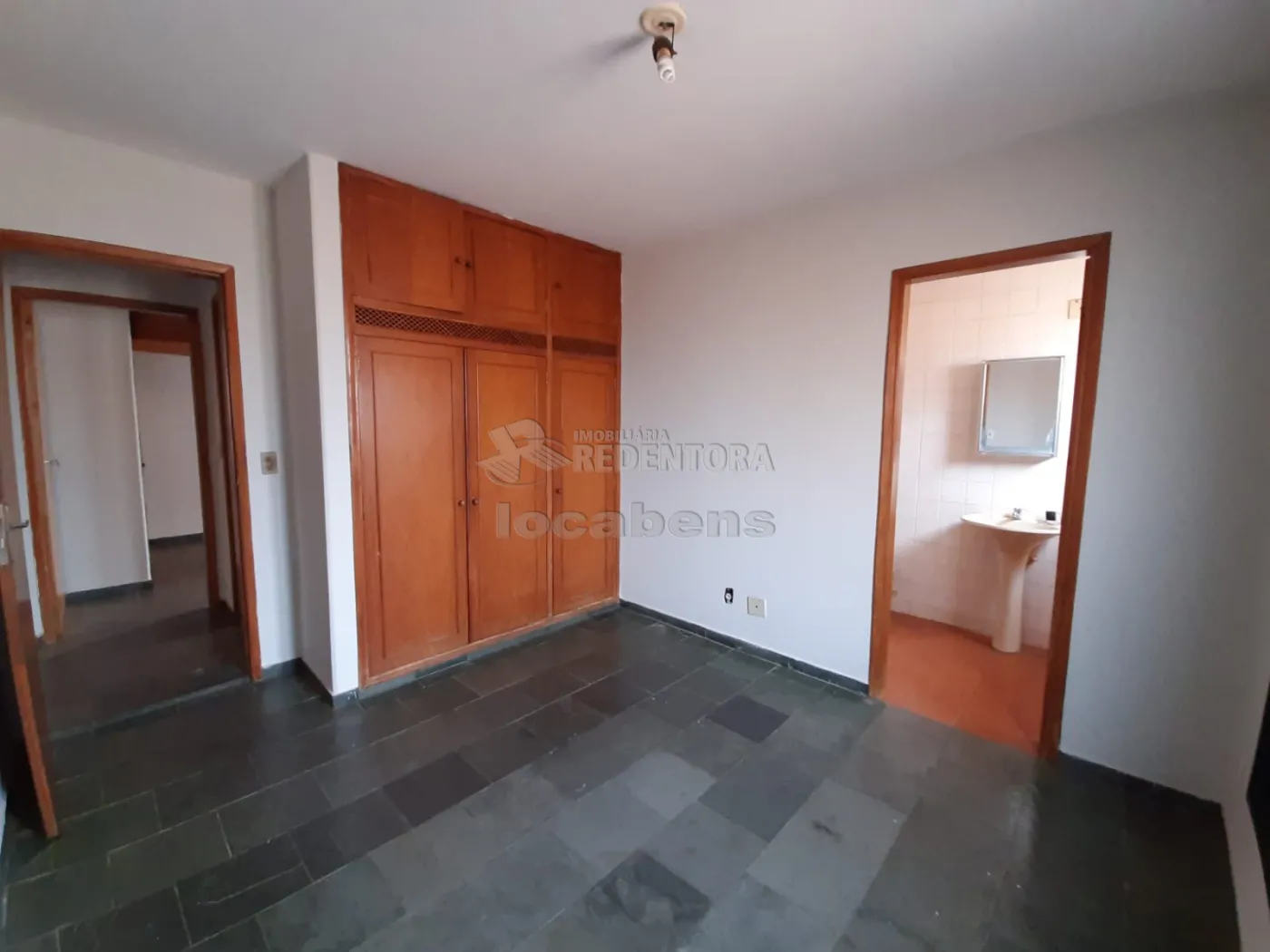 Alugar Apartamento / Padrão em São José do Rio Preto R$ 900,00 - Foto 3