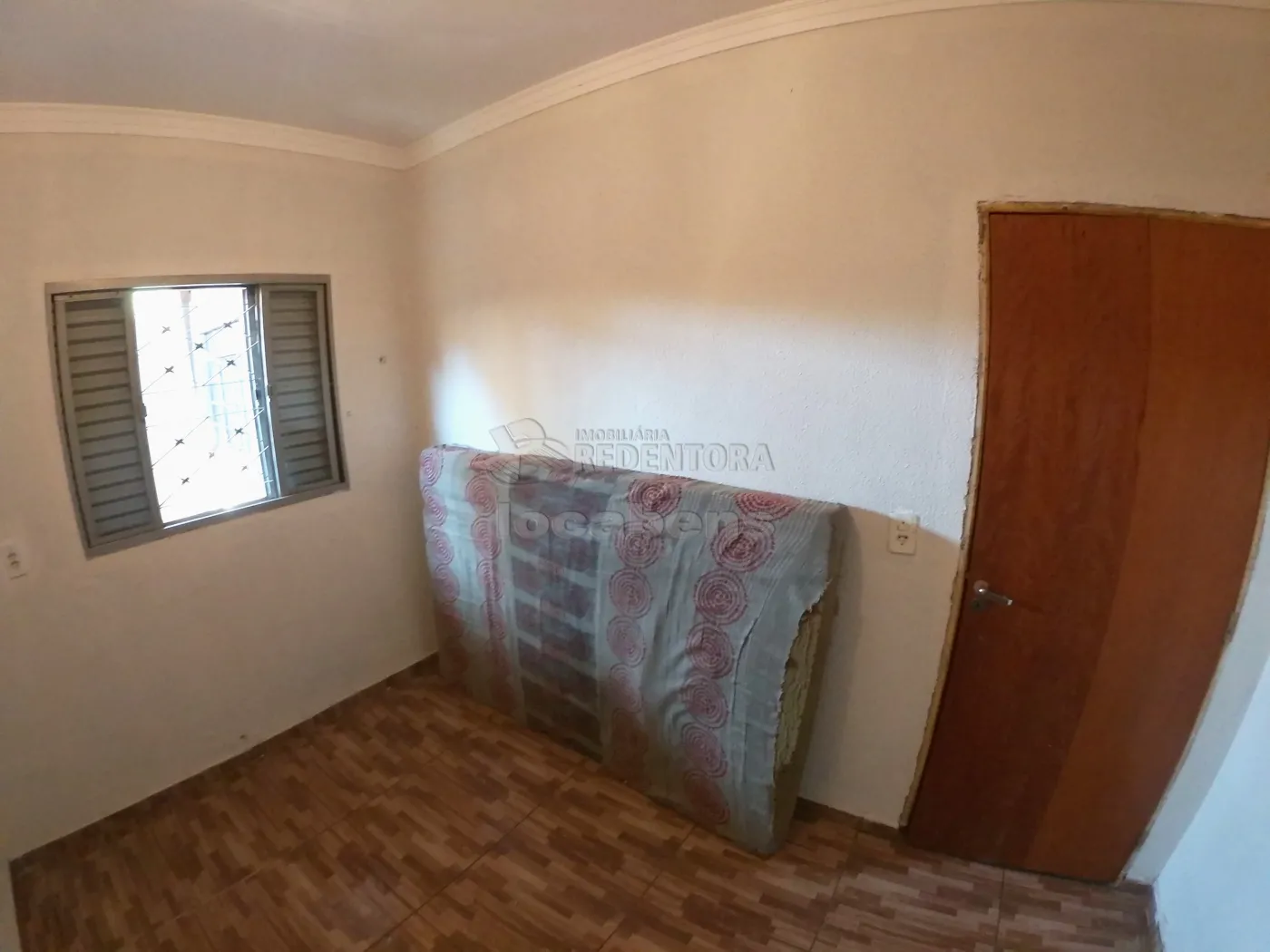 Alugar Casa / Padrão em São José do Rio Preto R$ 1.500,00 - Foto 13