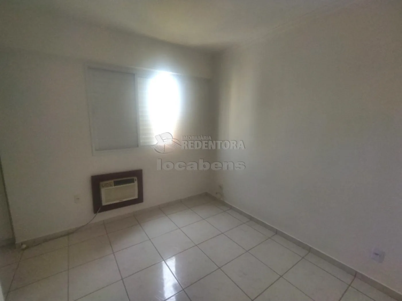 Alugar Apartamento / Padrão em São José do Rio Preto R$ 1.300,00 - Foto 11